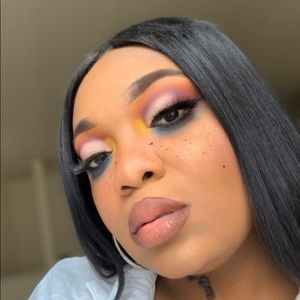 Meet your Posher, Anissa